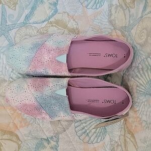 Brand New❗️ Toms Alpargata